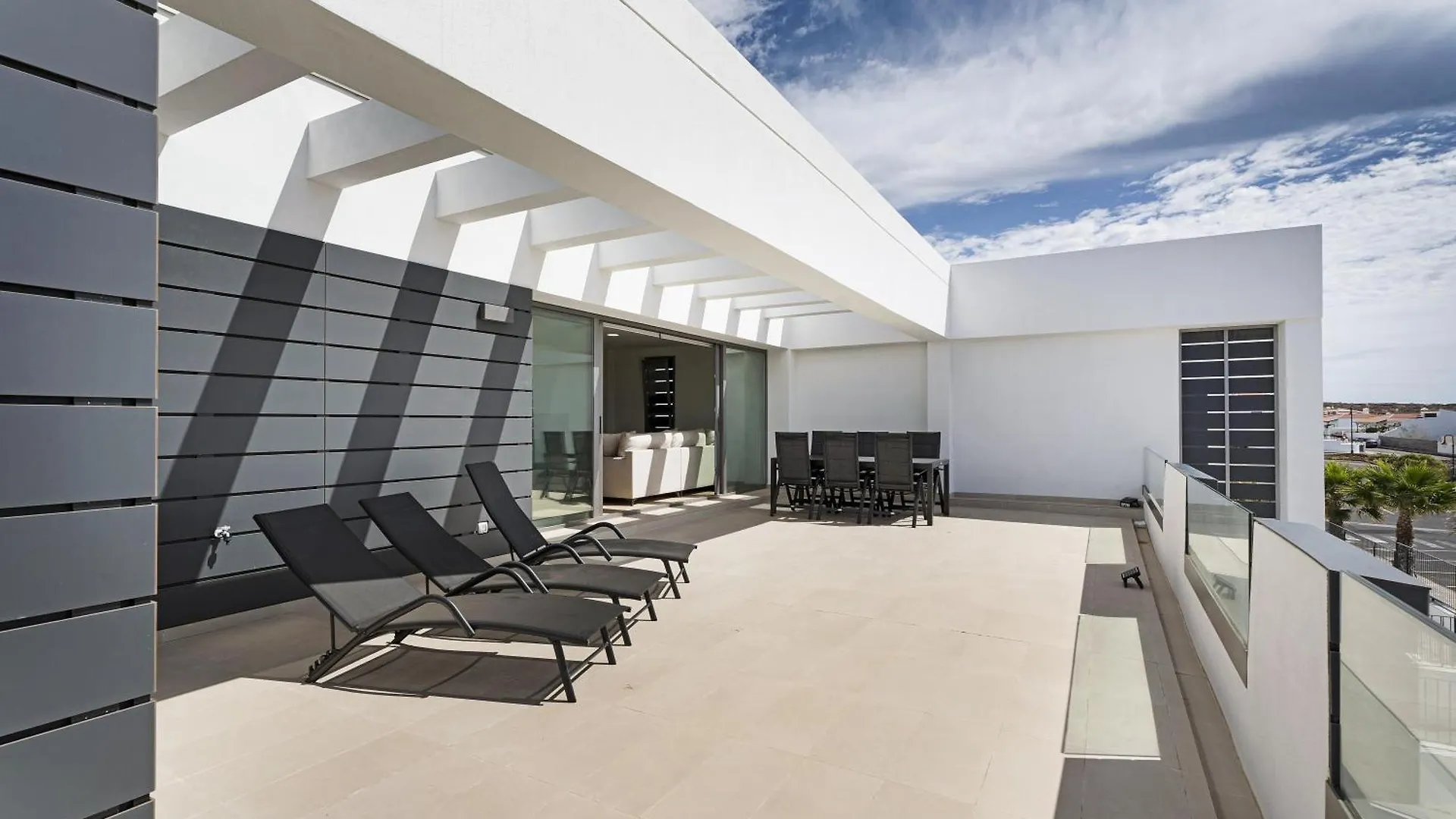 Paraiso En Abades アパート